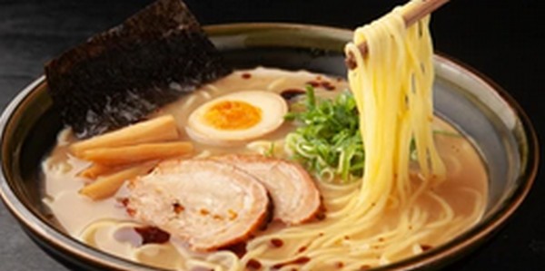 【ラヴィット】東京府中ラーメンの人気店を紹介!極太麺が旨いと好評
